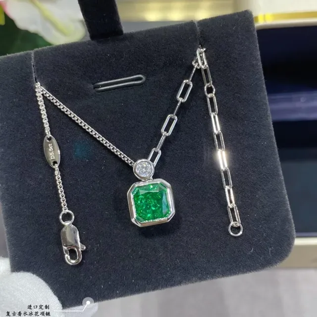 Green Gold Link Chain Emerald-Cut Gemstone Necklace 6
