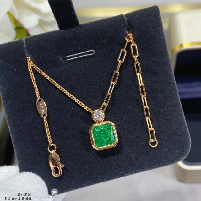 Green Gold Link Chain Emerald-Cut Gemstone Necklace 8