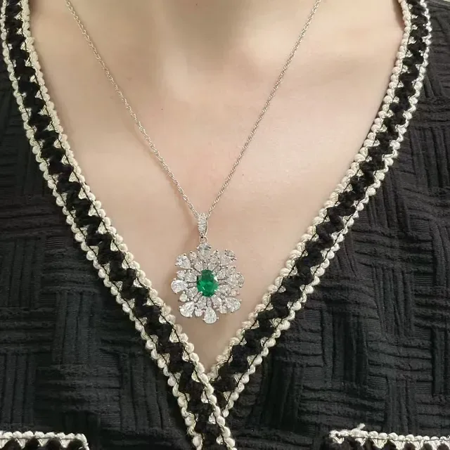 Green Silver Floral Cluster Pendant Oval Emerald Center Stone Necklace 8