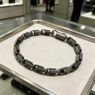Collar de cadena rectangular de eslabones mate gunmetal