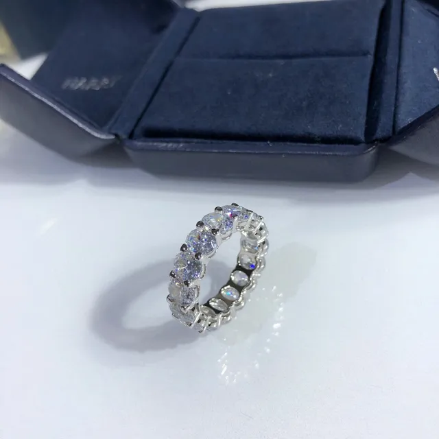 Harry Winston Eternity Band White Silver Shared-Prong Setting Ring 2
