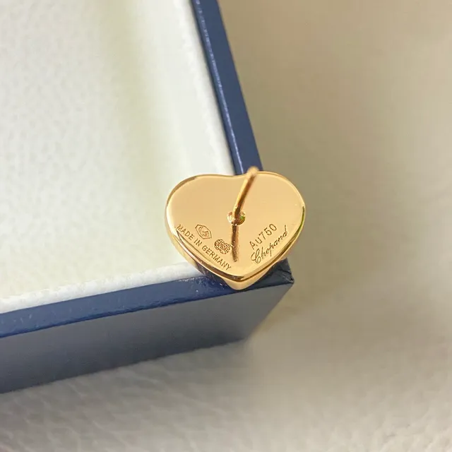 Heart-Shaped Enamel and Stone Inlay Stud Earrings 3