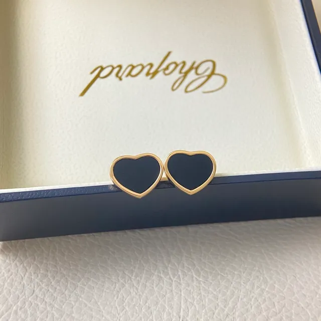 Heart-Shaped Enamel and Stone Inlay Stud Earrings 6