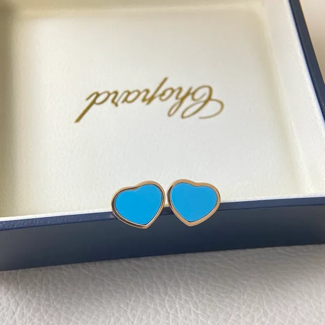 Heart-Shaped Enamel and Stone Inlay Stud Earrings 9