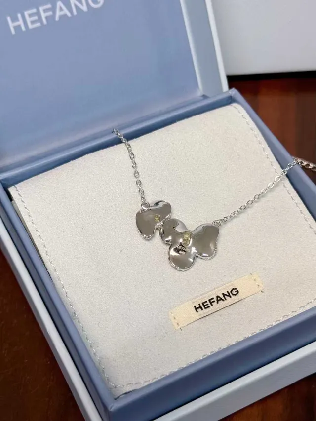 HEFANG Floral Pavé Yellow Gemstone Necklace 6