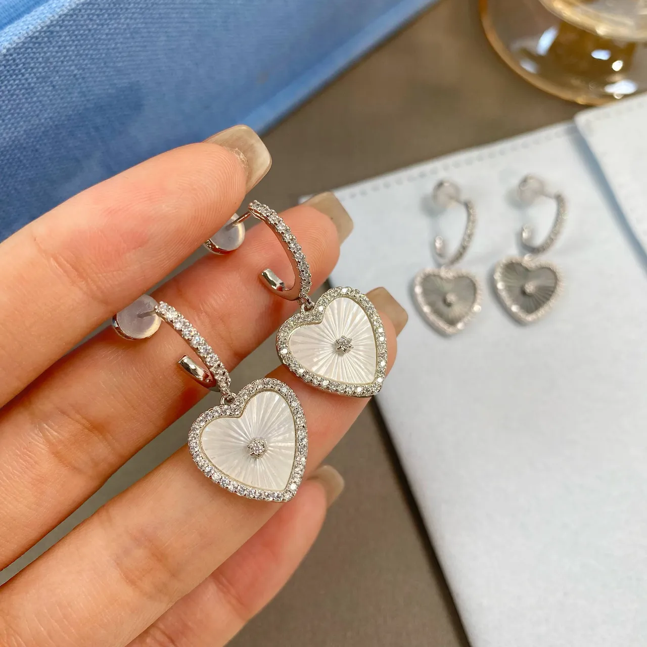 HEFANG Heart-Shaped Pavé Mother-of-Pearl Dangling Earrings 4