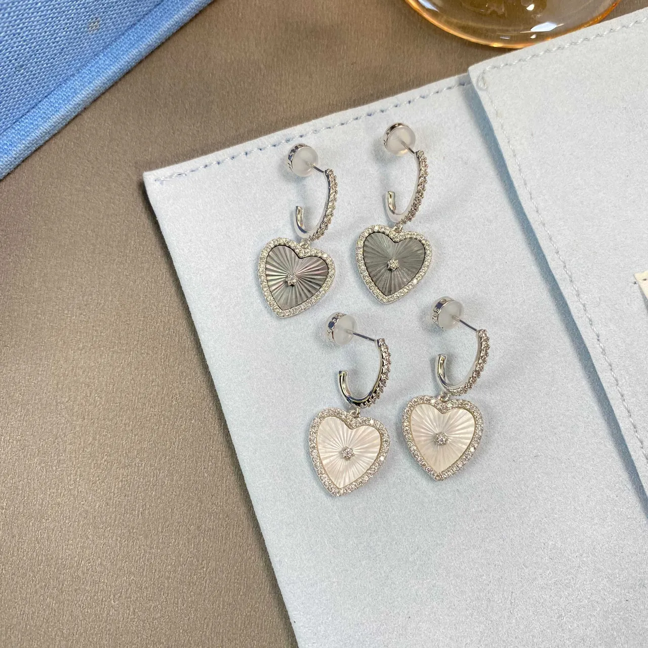 HEFANG Heart-Shaped Pavé Mother-of-Pearl Dangling Earrings 7