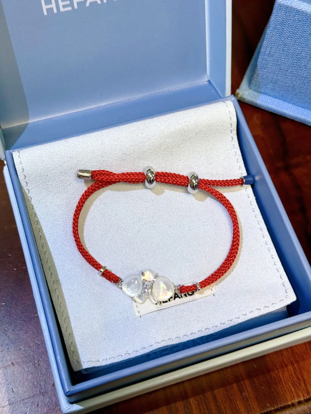 HEFANG Red Braided Cord Pearl and Crystal Floral Motif Bracelet 5
