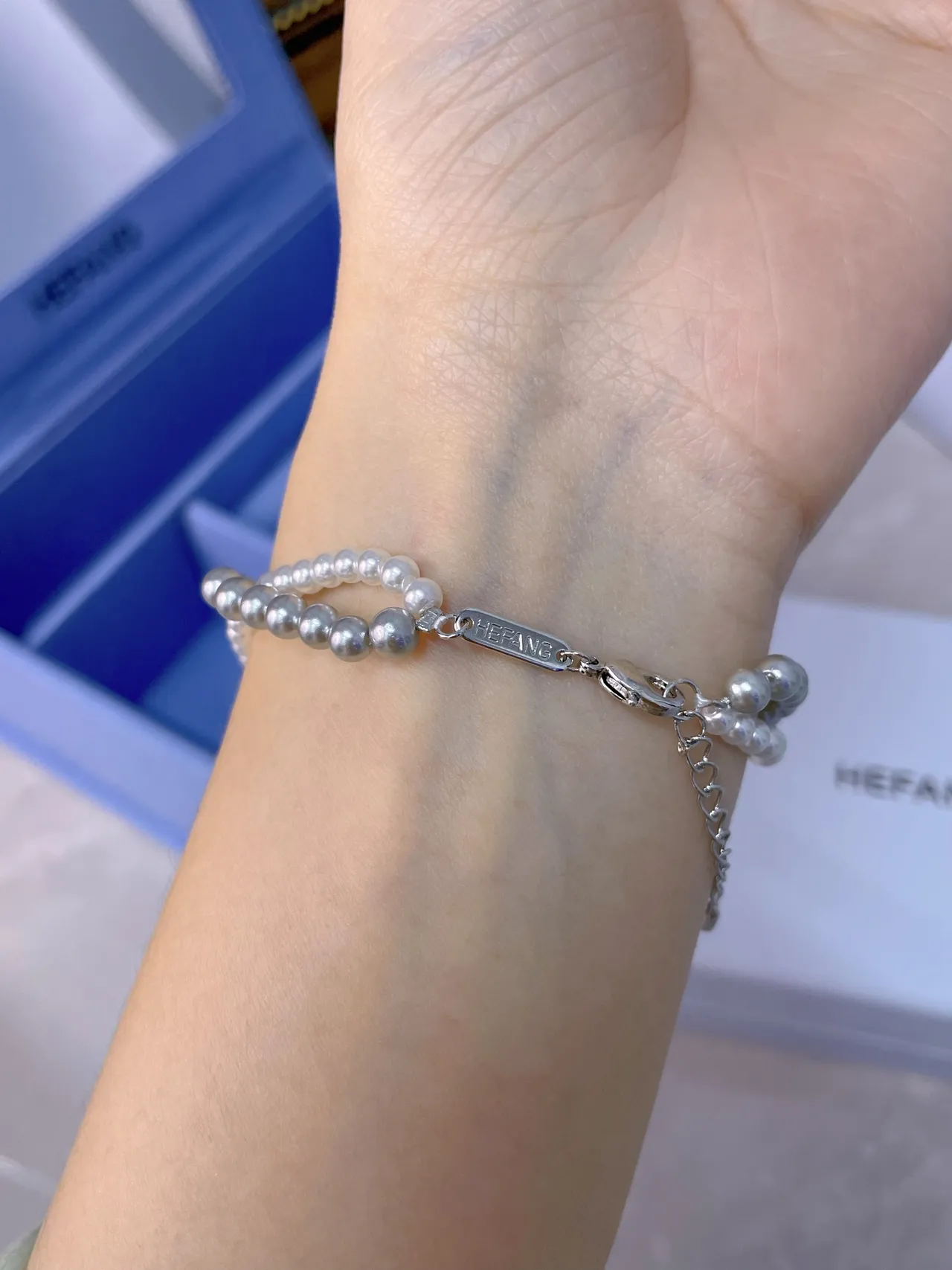 HEFANG Silver White Double-Strand Pearl Metal Bracelet 3