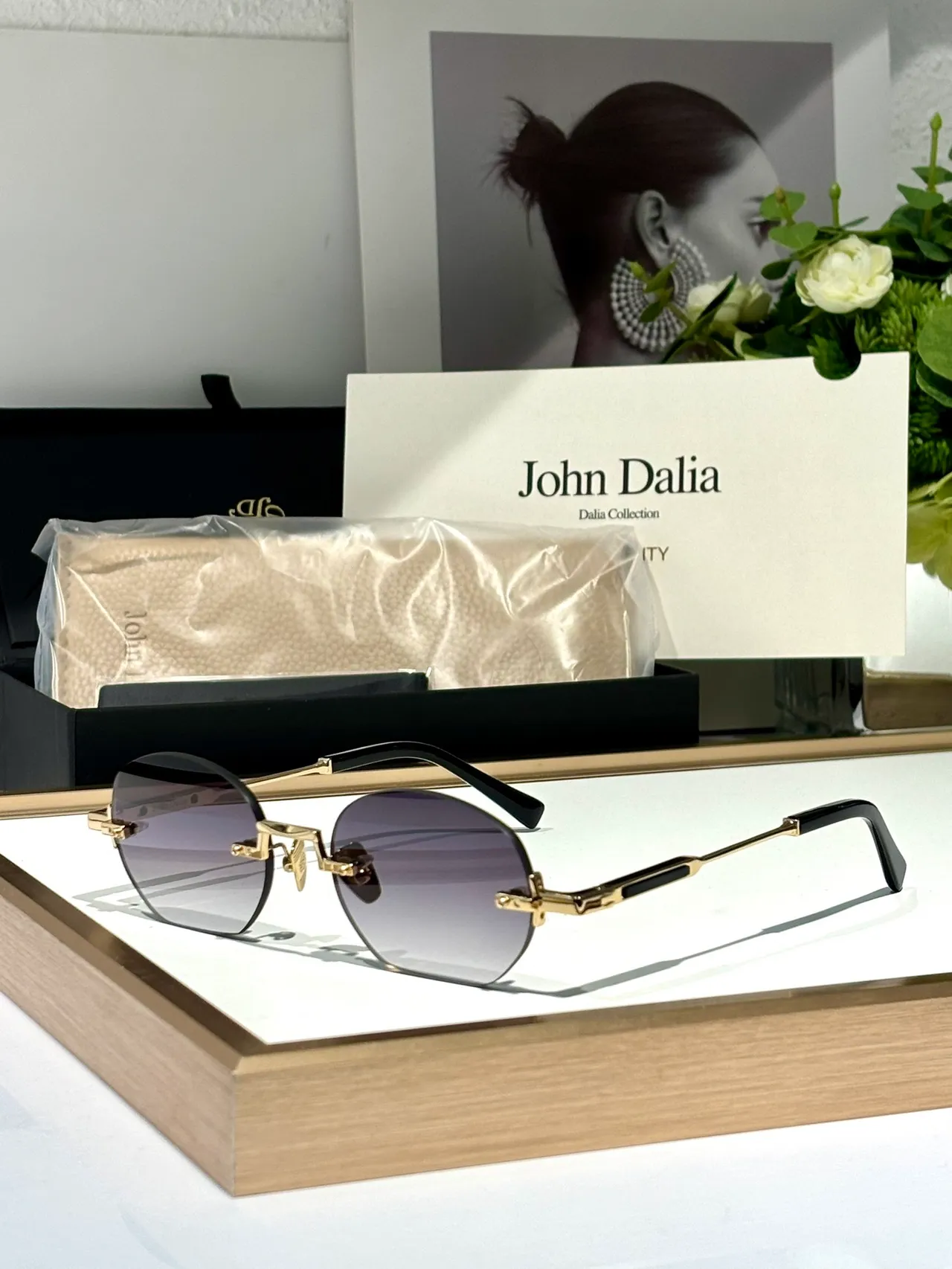 John Dalia Black Gold 无框椭圆镜片 哑光金属框 太阳镜 5