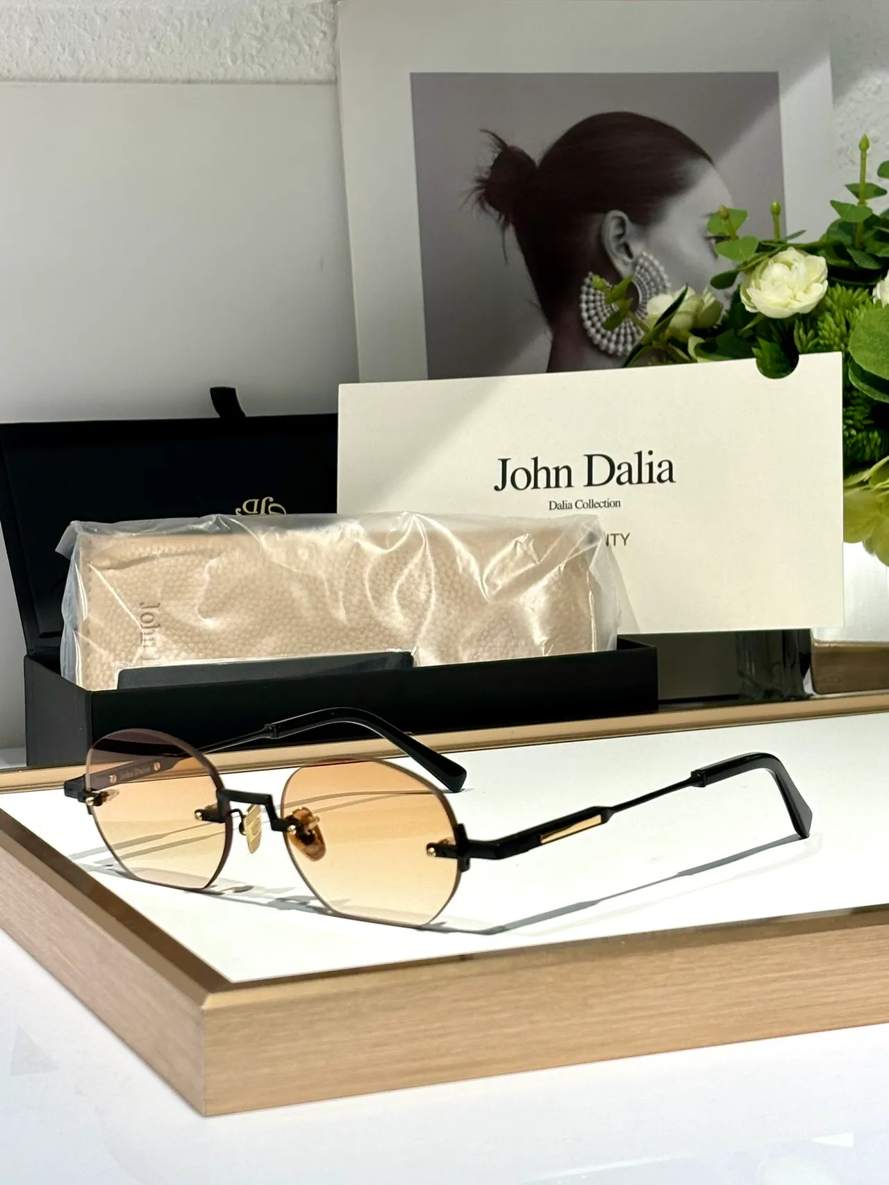 John Dalia Black Gold 无框椭圆镜片 哑光金属框 太阳镜 6