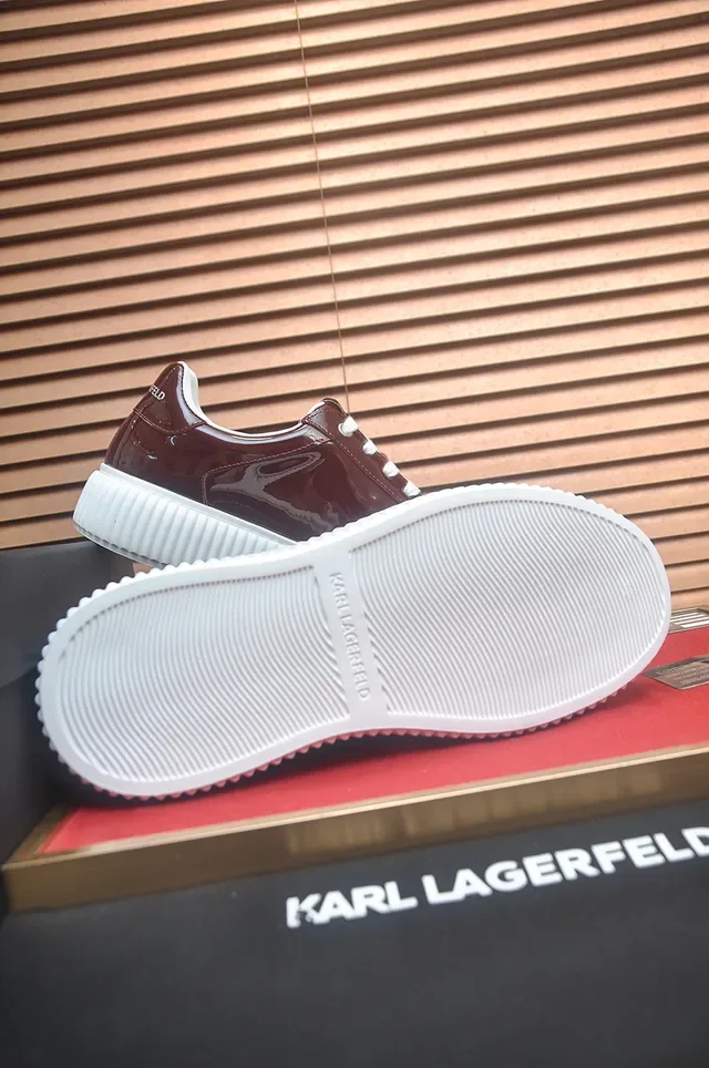 Karl Lagerfeld Chaussures Chunky Bordeaux Blanc Semelle Plateforme Canelée Supérieure Brillante 3