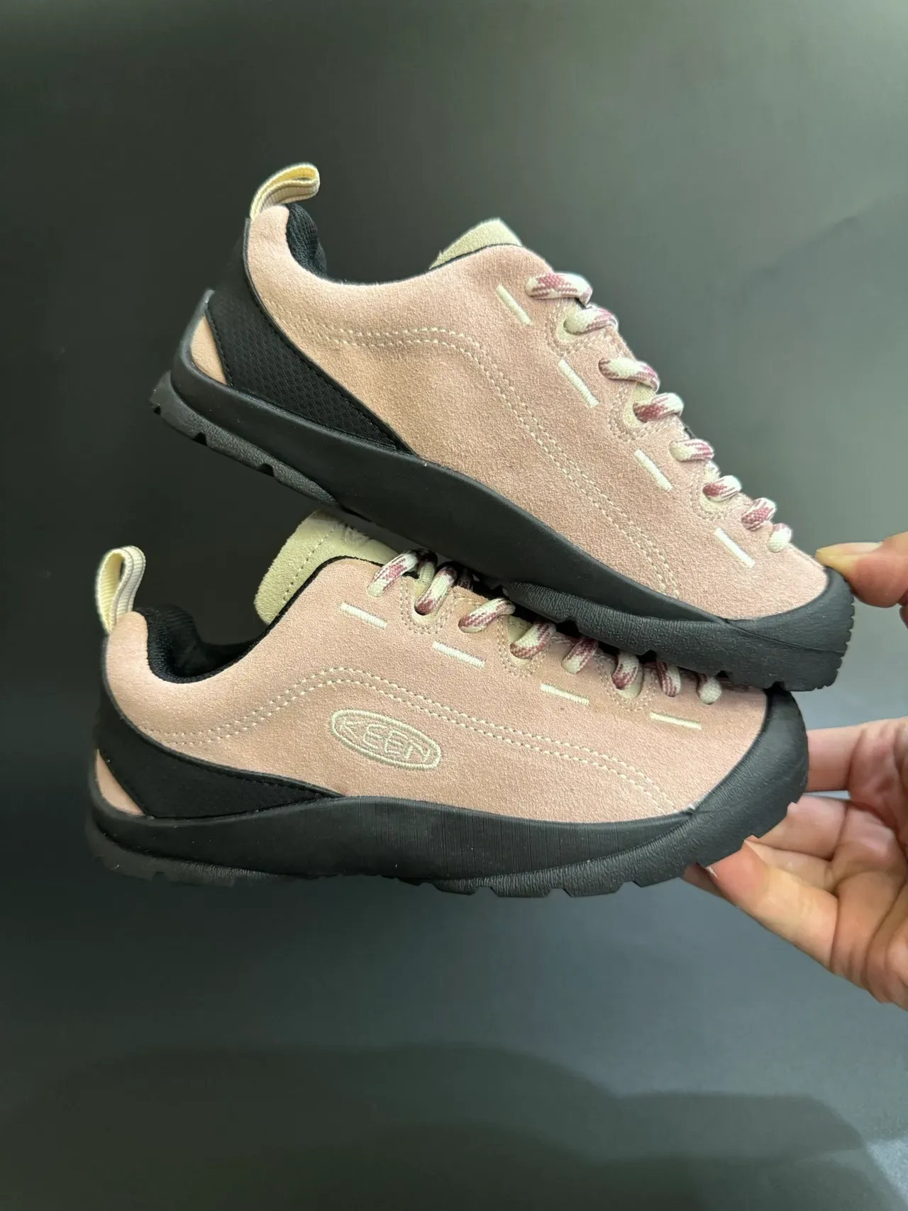 Keen Beige Black Suede Upper Rubber Toe Cap Lifestyle Sneakers 24