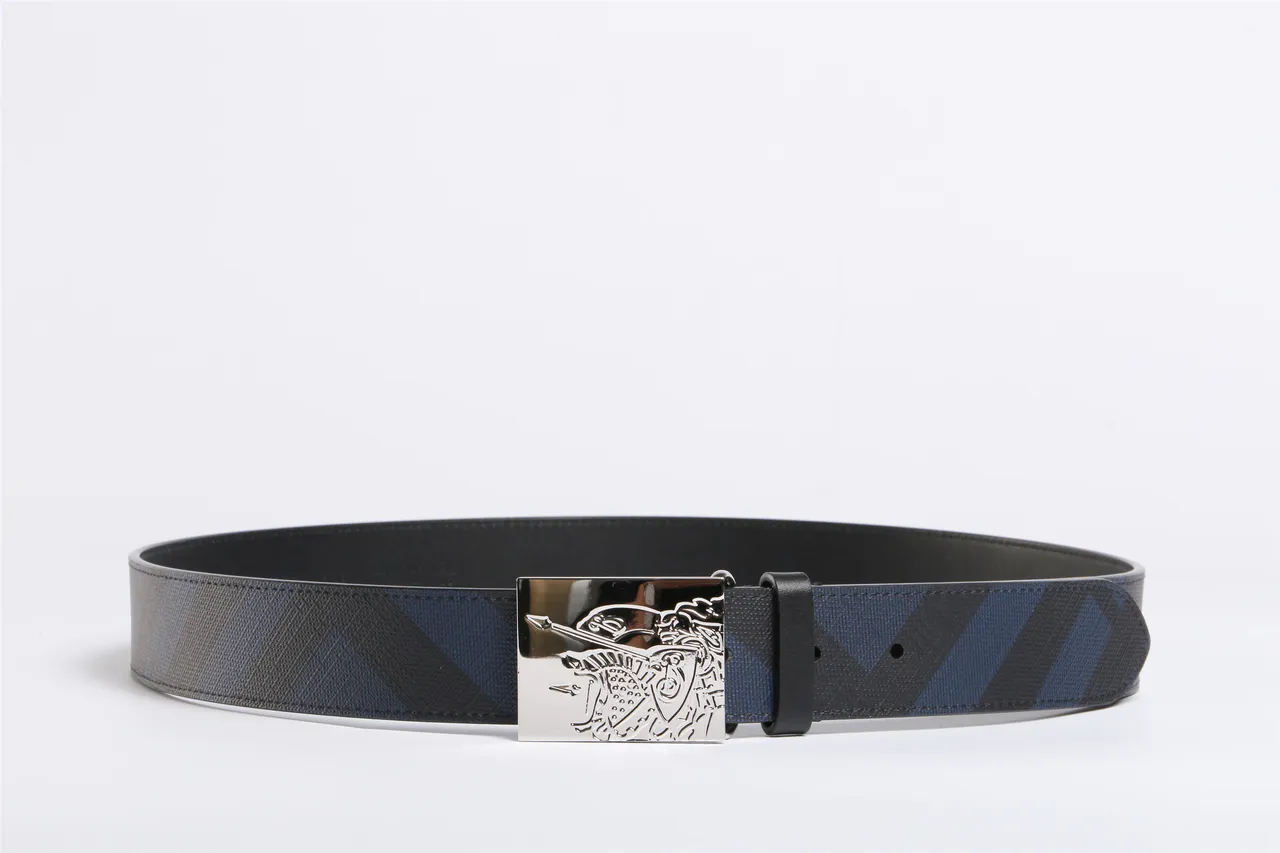 Knight Motif Buckle Navy and Black Geometric Pattern Leather Belt 9