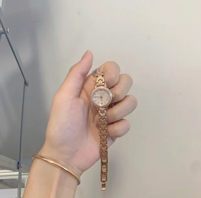Lola Rose London Crystal Bezel Rose Gold Quartz Watch 4