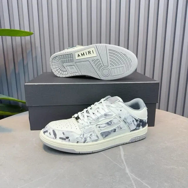 Marbled Print Layered Panel Low-Top Lifestyle Sneakers 4