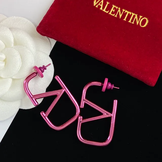 Metallic Pink Geometric Open-Frame Hoop Earrings 2