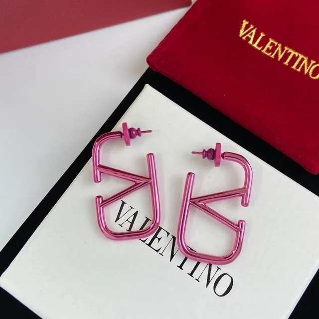 Metallic Pink Geometric Open-Frame Hoop Earrings 4