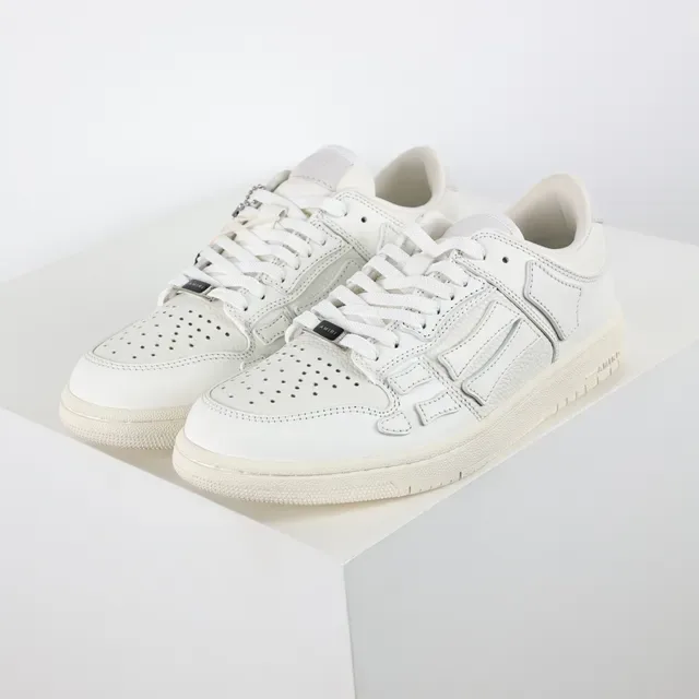 Monochromatic White Low-Top Perforated Lace-Up Lifestyle Sneakers 2