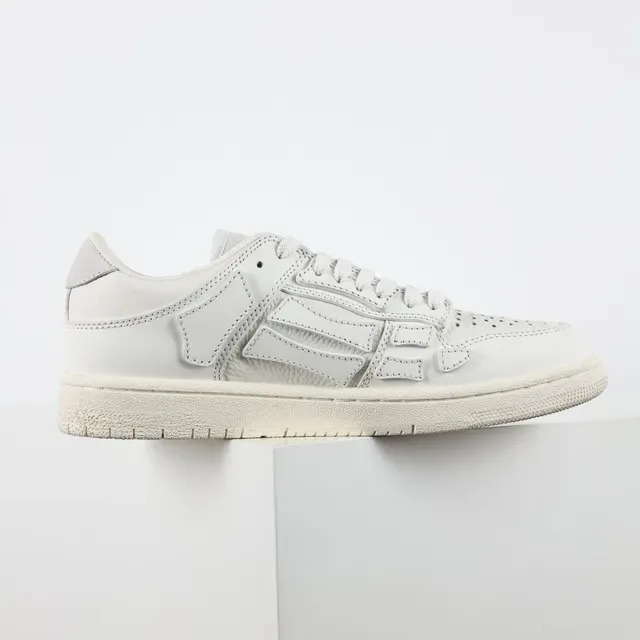 Monochromatic White Low-Top Perforated Lace-Up Lifestyle Sneakers 7