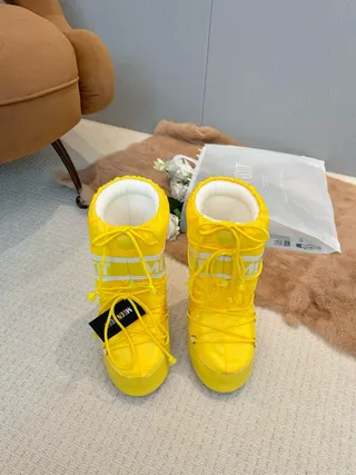 Moon Boot Classic Yellow Insulated Snow Boots 3