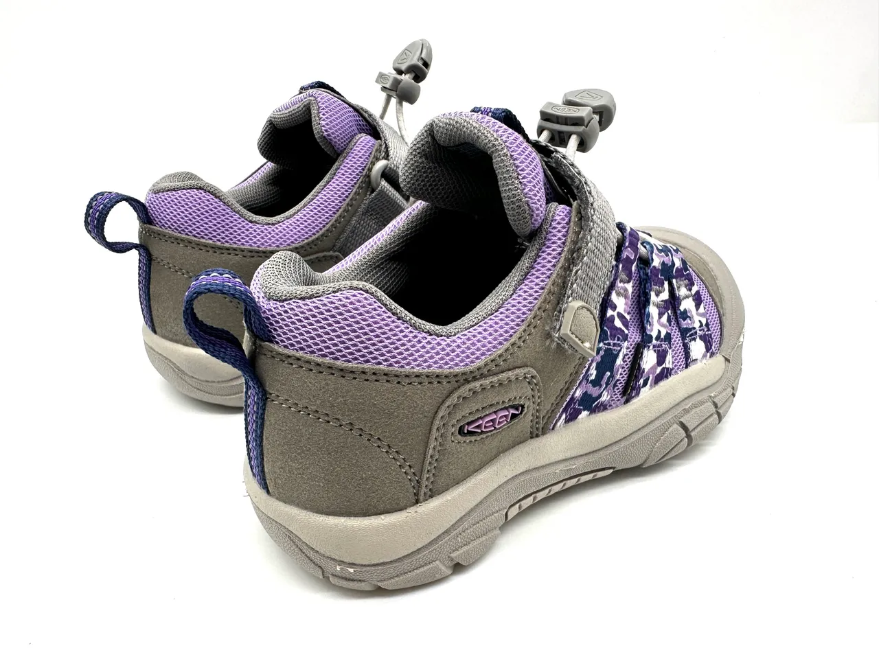 Multicolor Adjustable Hook-and-Loop Straps Mesh Upper Casual Sandals 9