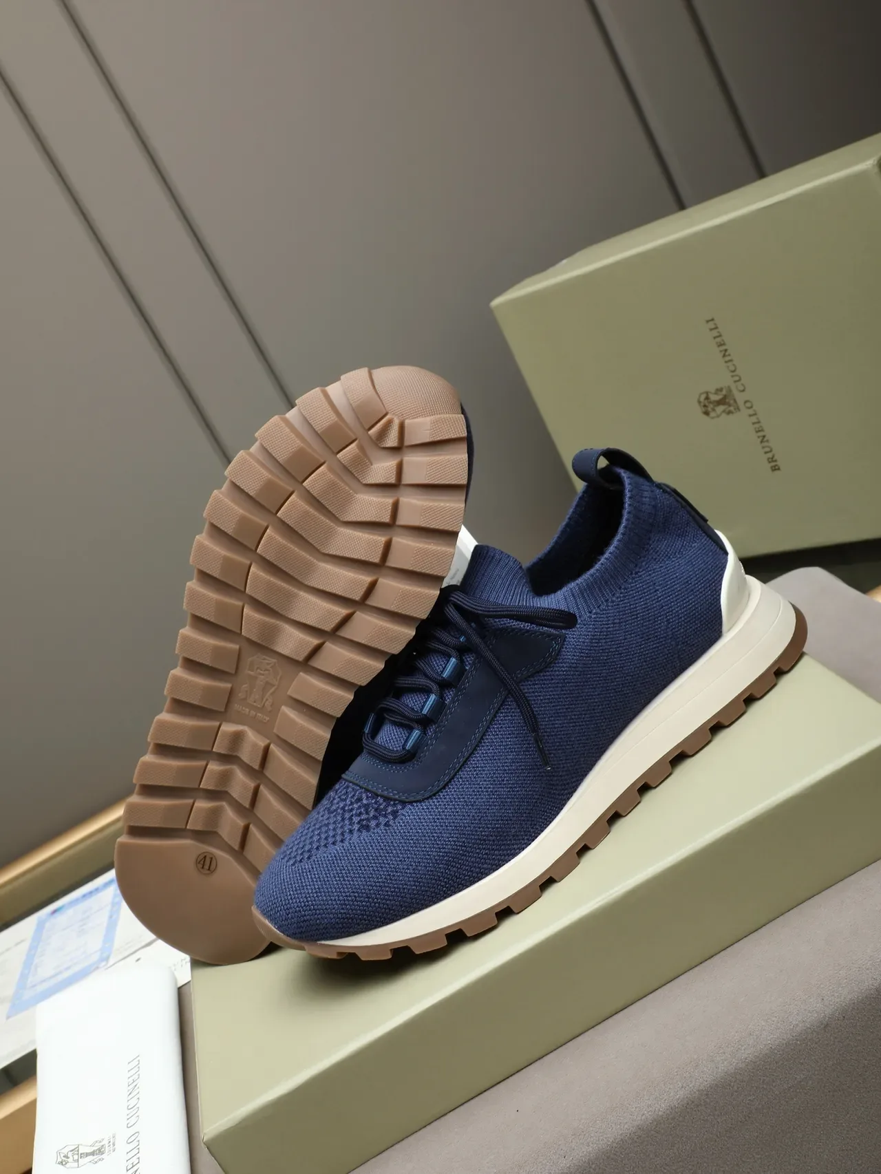 Navy Beige Knit Sock-Fit Upper Flat Lacing System Sneakers 4
