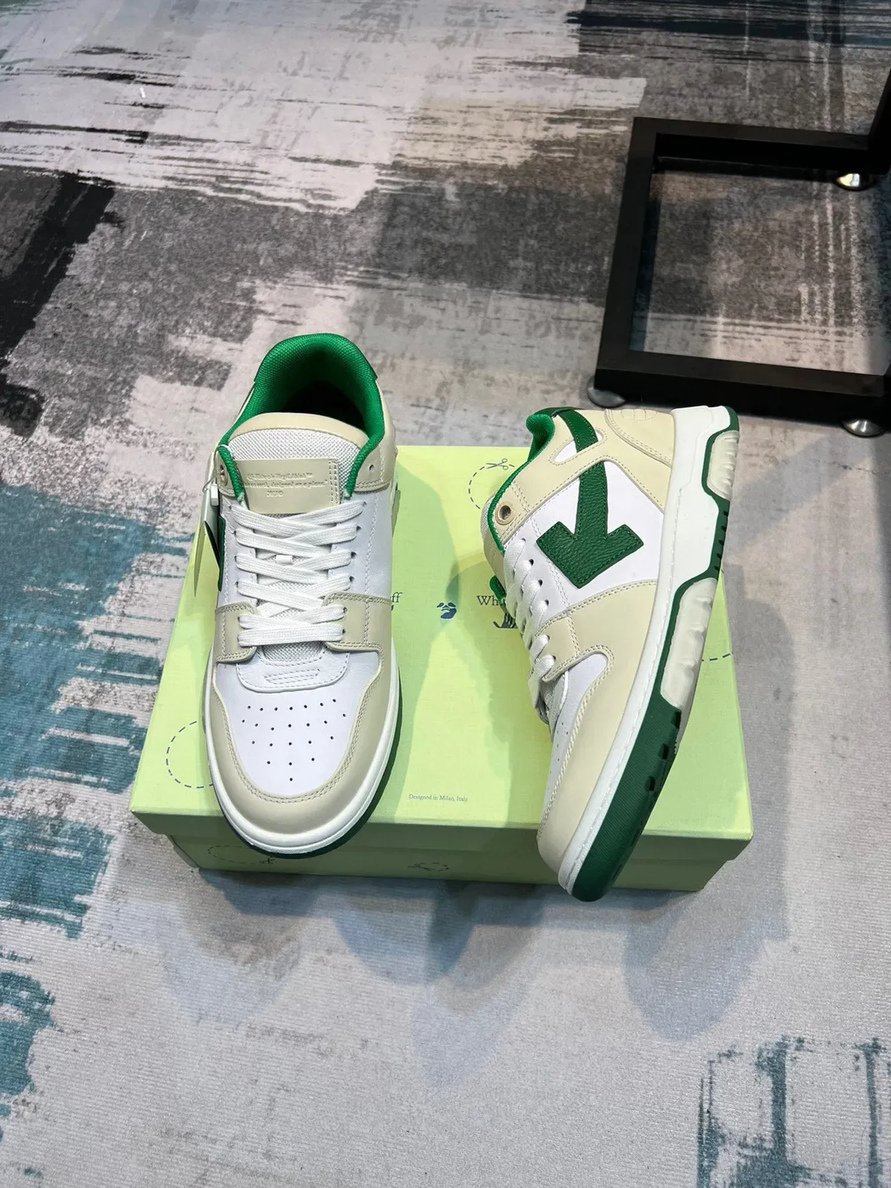 Off-White Cream and Green Arrow Logo Lifestyle Sneakers 4