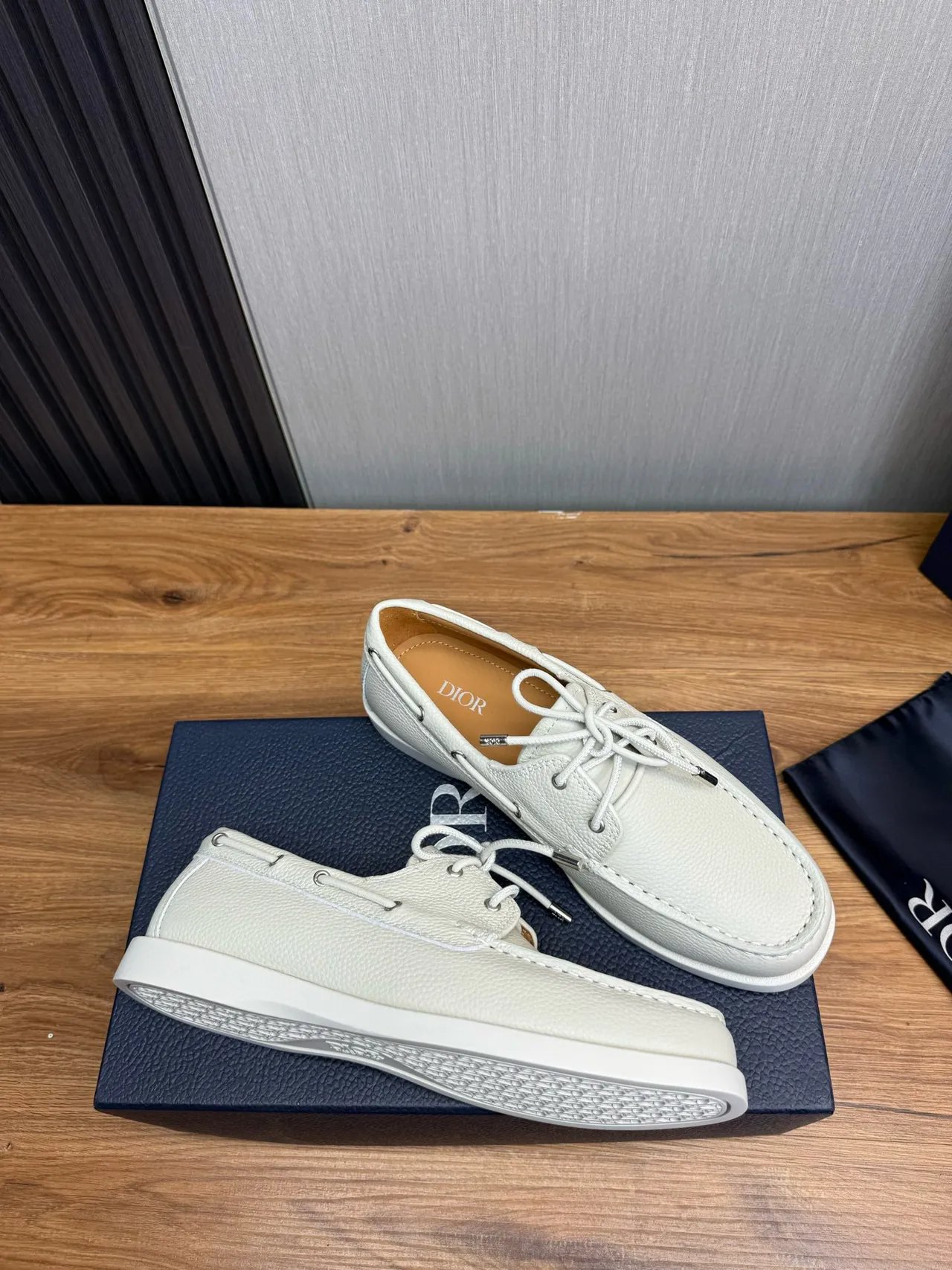 Off-White Pebbled Leather Moc-Toe Boat Shoe 6