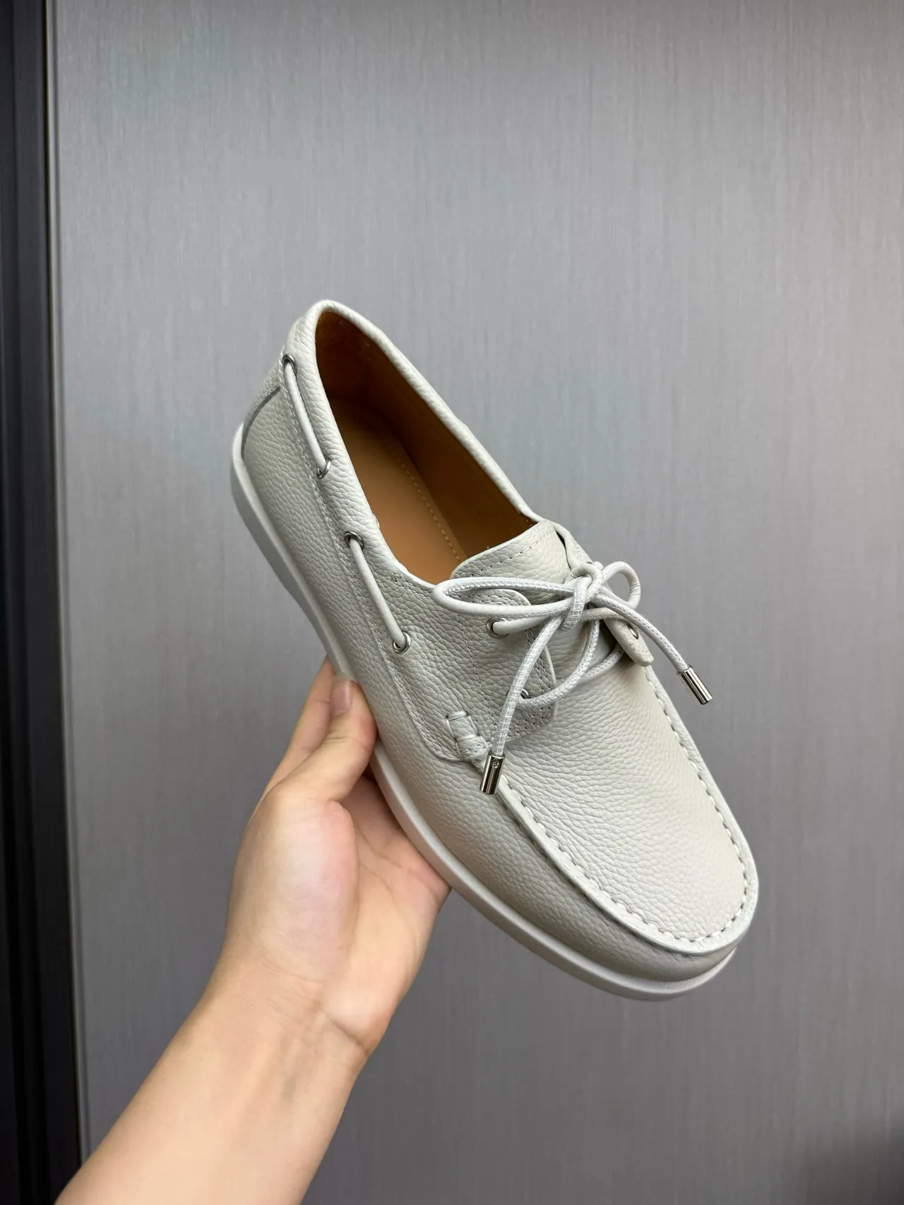 Off-White Pebbled Leather Moc-Toe Boat Shoe 8