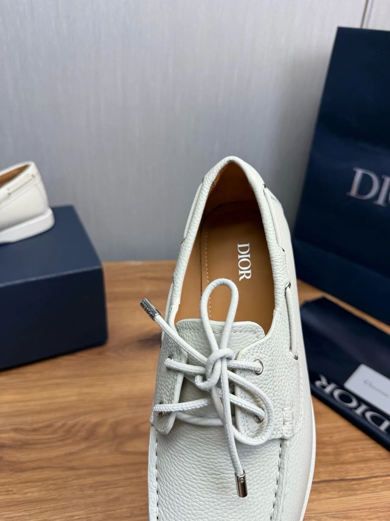 Off-White Pebbled Leather Moc-Toe Boat Shoe 9