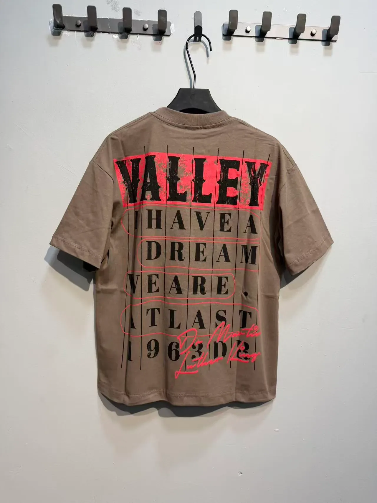 Olive and Black Graphic Tour Poster T-Shirt 12