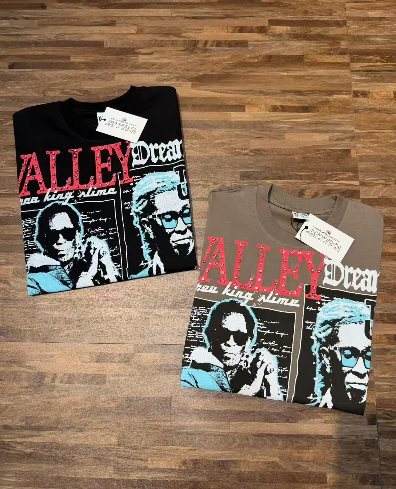 Olive and Black Graphic Tour Poster T-Shirt 16