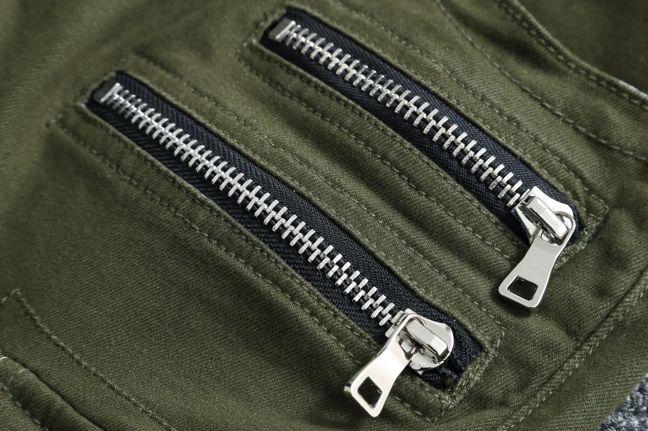 Olive Green Cargo-Style Zippered Pocket Shorts 11