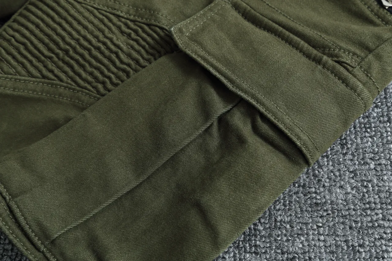 Olive Green Cargo-Style Zippered Pocket Shorts 12
