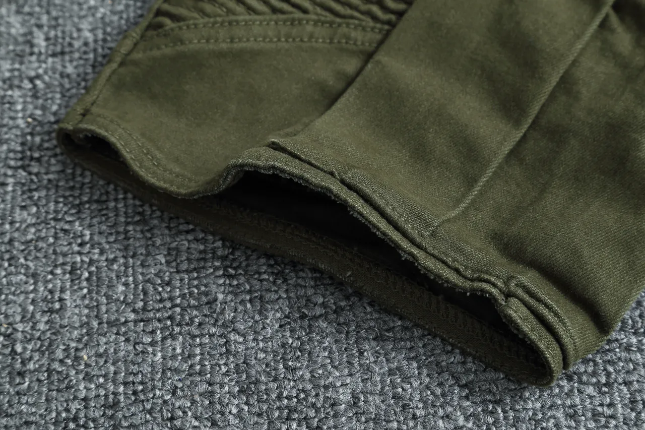 Olive Green Cargo-Style Zippered Pocket Shorts 14