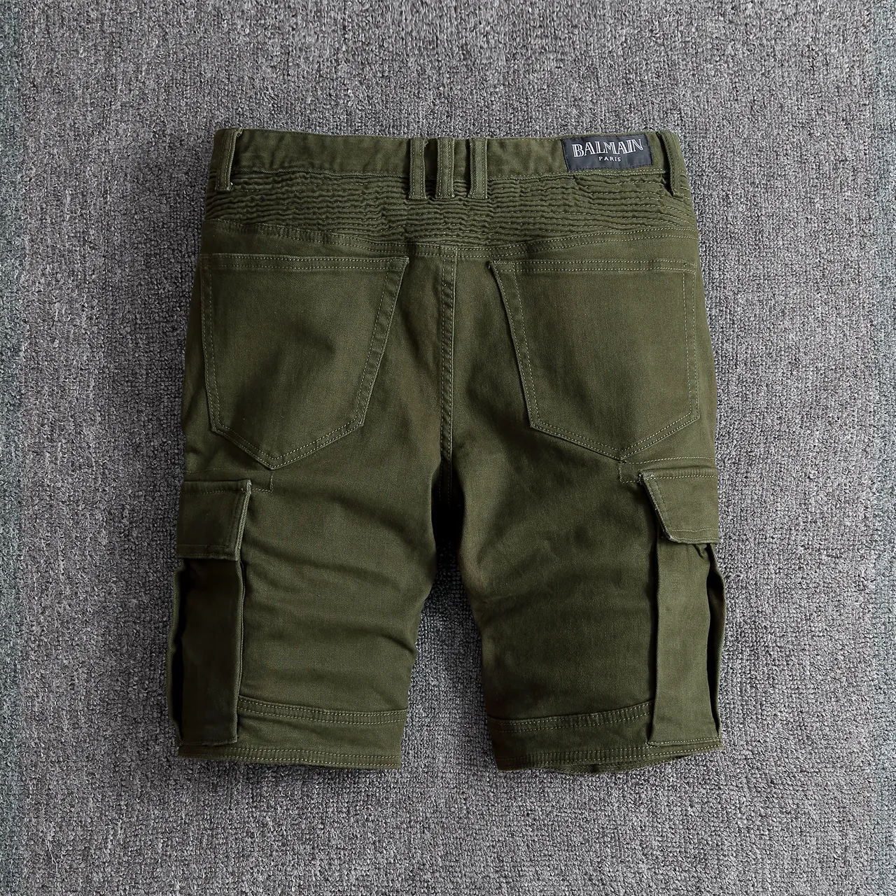 Olive Green Cargo-Style Zippered Pocket Shorts 16