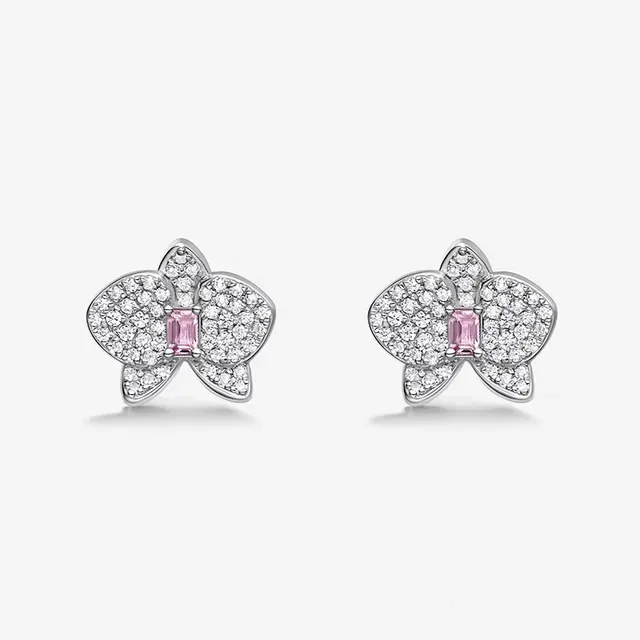 Orchid-Shaped Pavé-Set Red Gemstone Stud Earrings 4