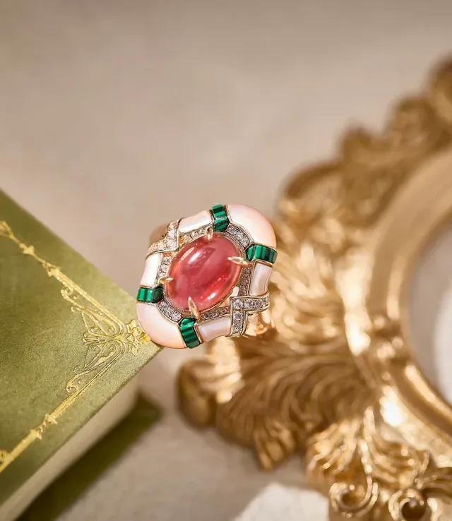 Ornate Red Cabochon Enamel-Accented Rose Gold Ring 3