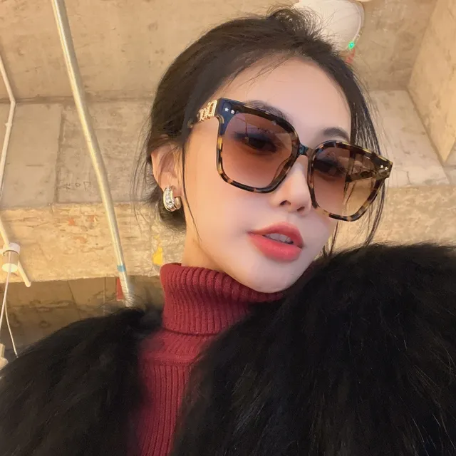 Oversized Tortoiseshell Gradient Brown Sunglasses 6