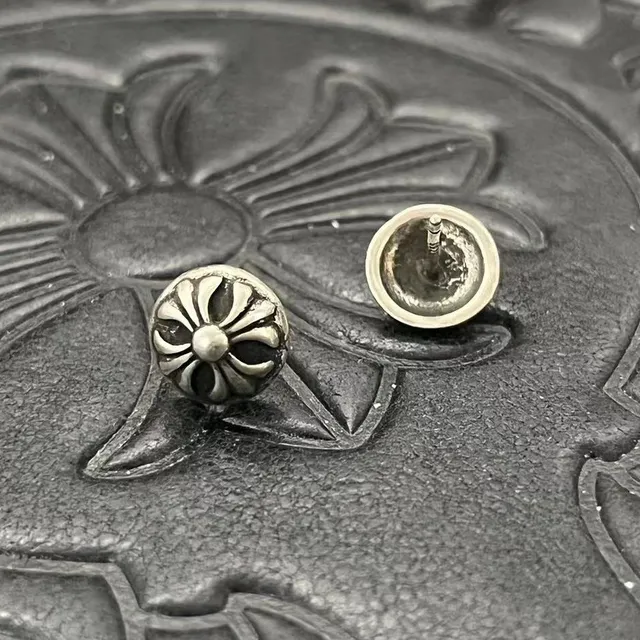 Oxidized Silver Floral Petal Stud Earrings 5