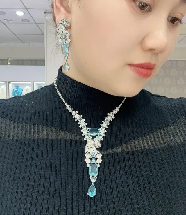 Panther-Head Pavé Aquamarine Drop Earrings 4