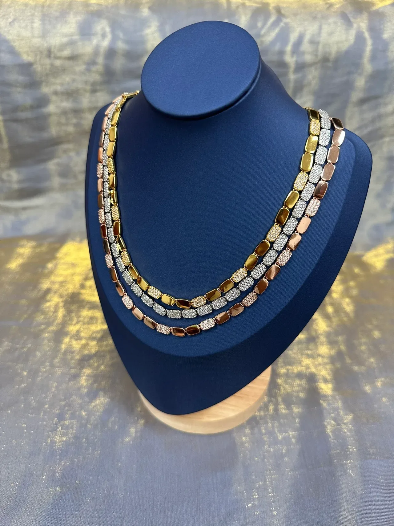 Pave-Set Rectangular Link Chain Necklace 8