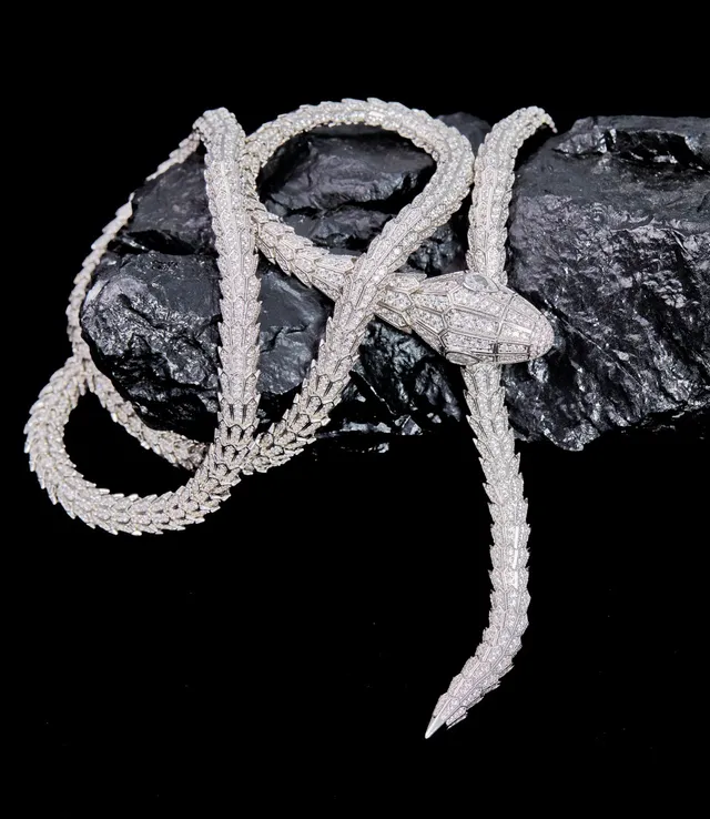 Pavé-Set Snake-Shaped Articulated Necklace 7