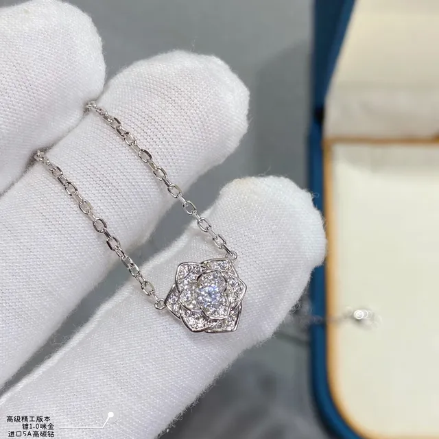 Piaget Rose Floral Pavé Diamond Necklace 6