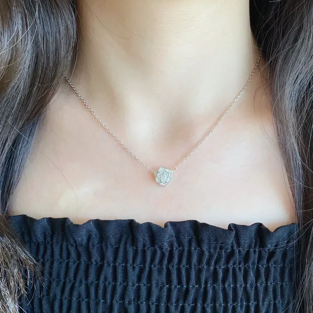 Piaget Rose Floral Pavé Diamond Necklace 9