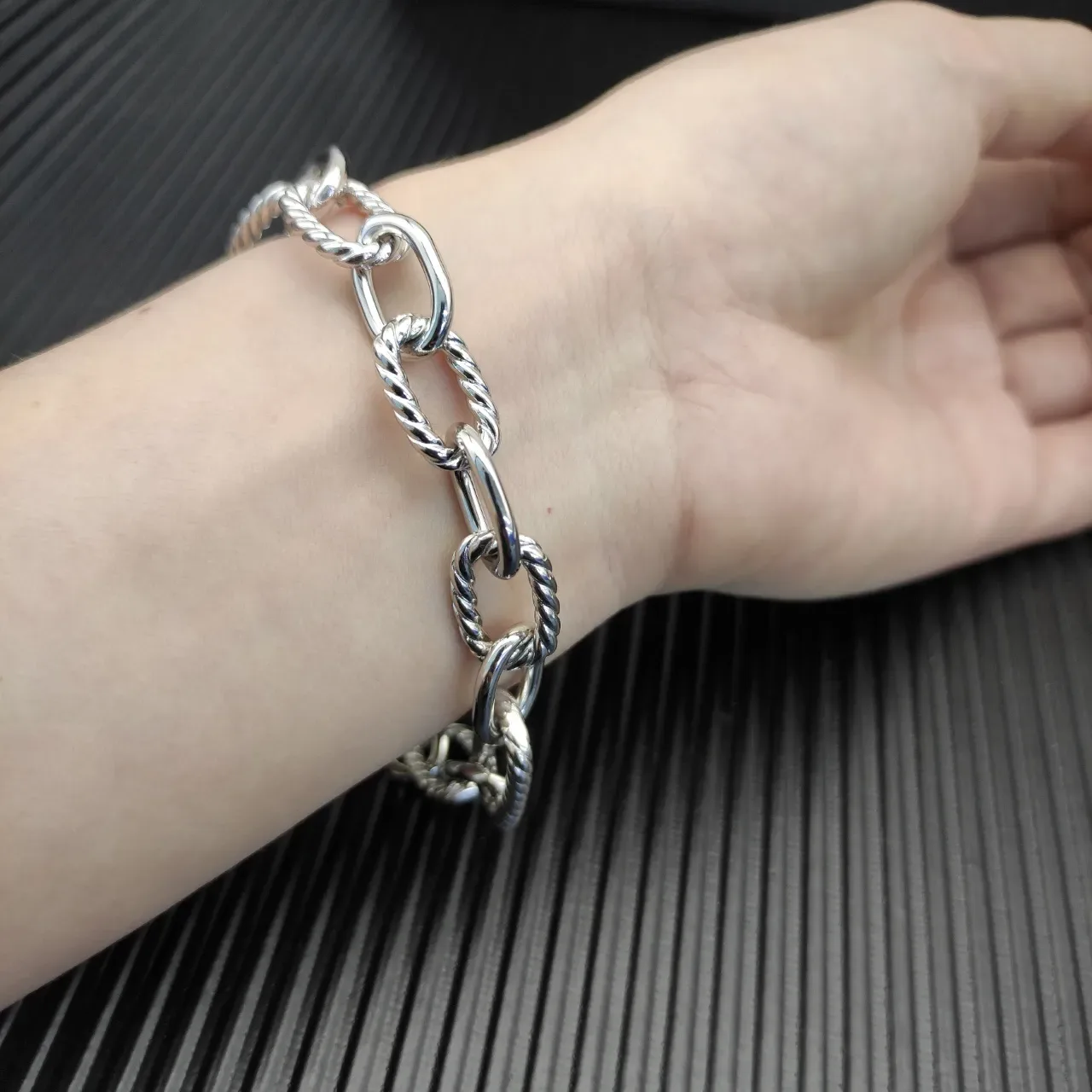 Polished Silver Twisted Rope and Oval Link Chain Bracelet 7