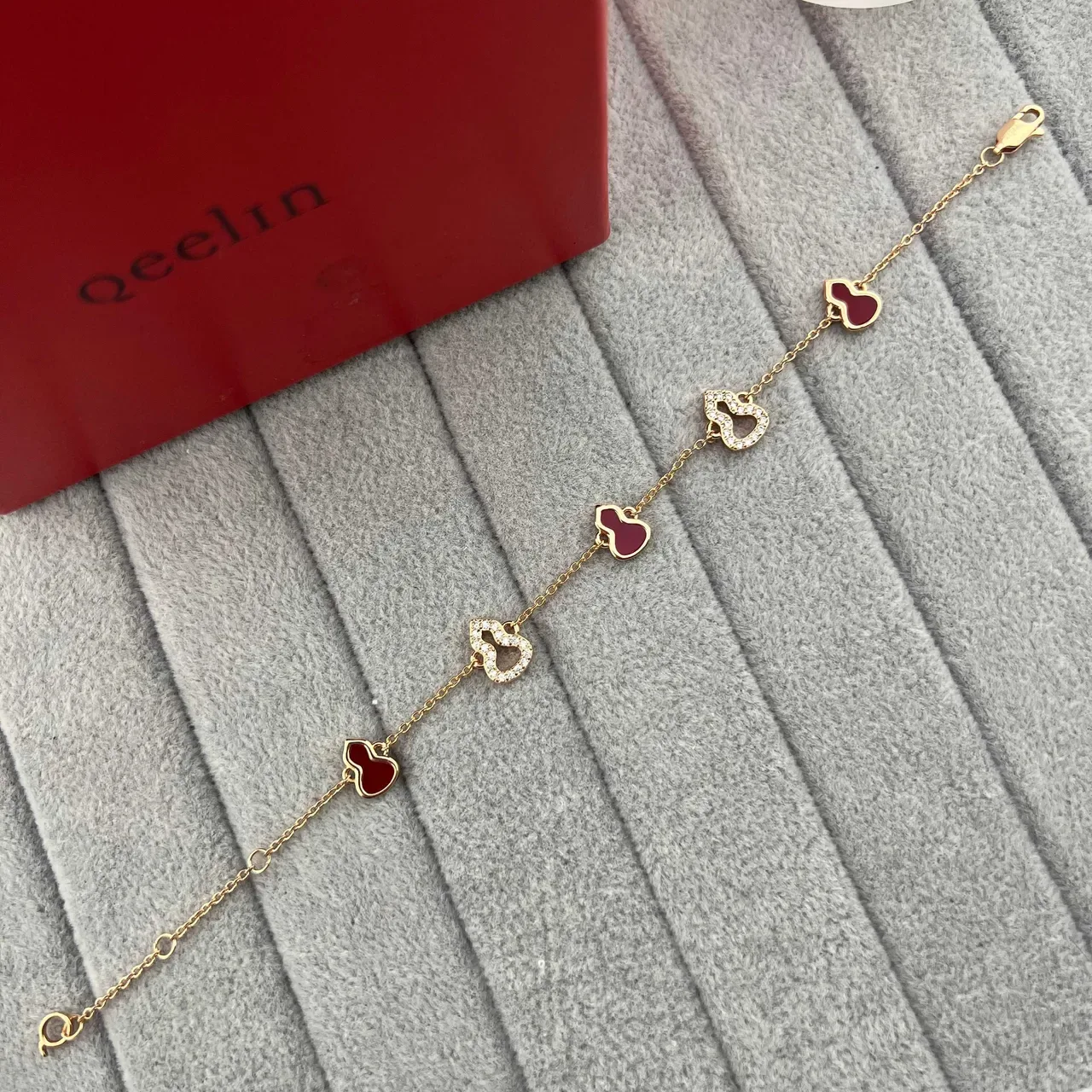 Qeelin Wulu Heart Red Enamel and Pavé Gold Chain Bracelets 8