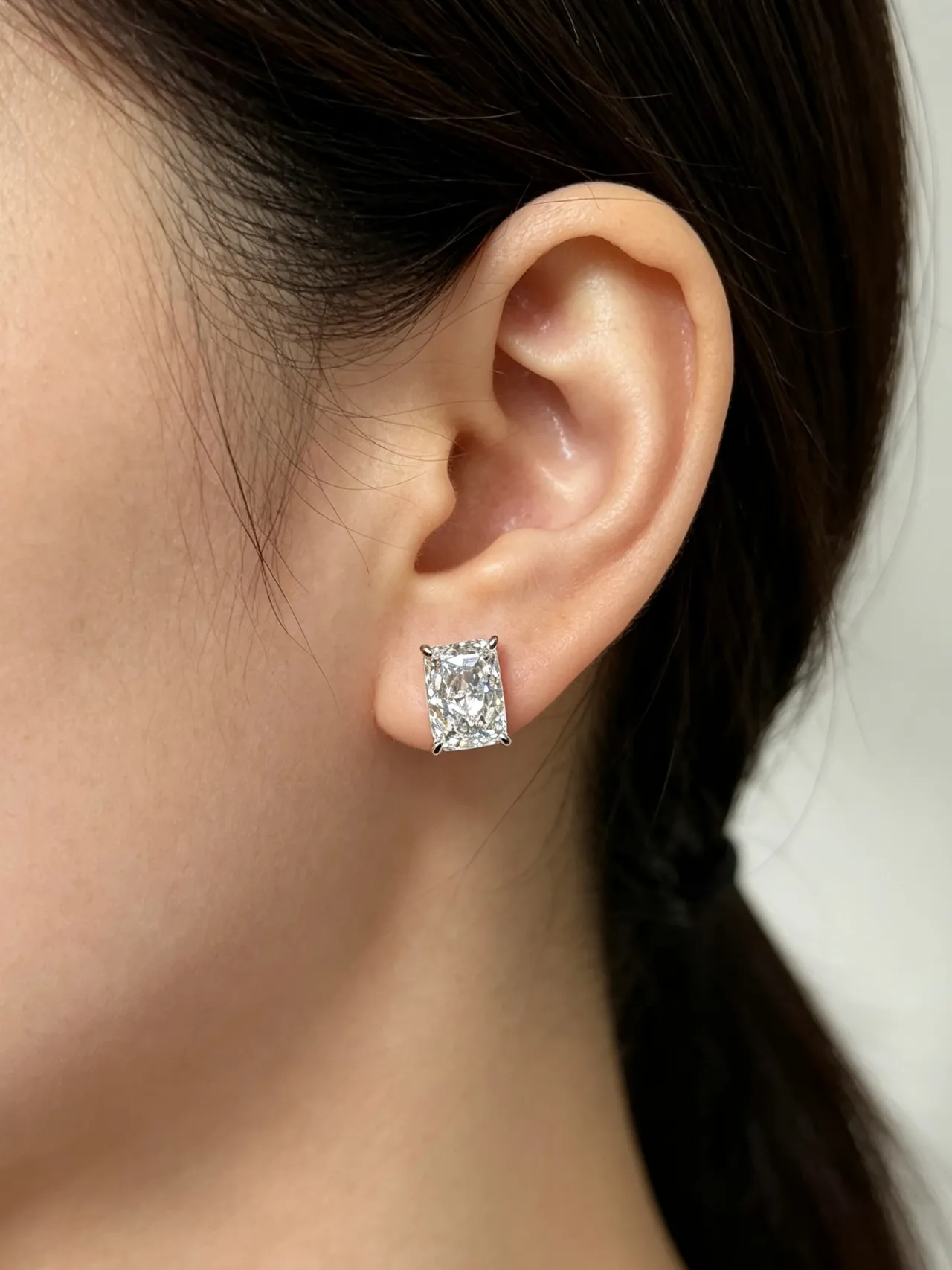 Rectangular Emerald-Cut Solitaire Stud Earrings 2
