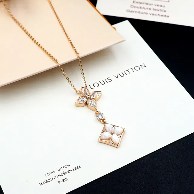 Rose Gold Floral Pavé and Mother-of-Pearl Pendant Necklace 3